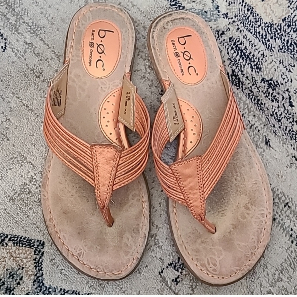SANDAL BUNDLE - 3 pairs Of Women's Summer Sandals - Size 8 - Picture 3 of 9